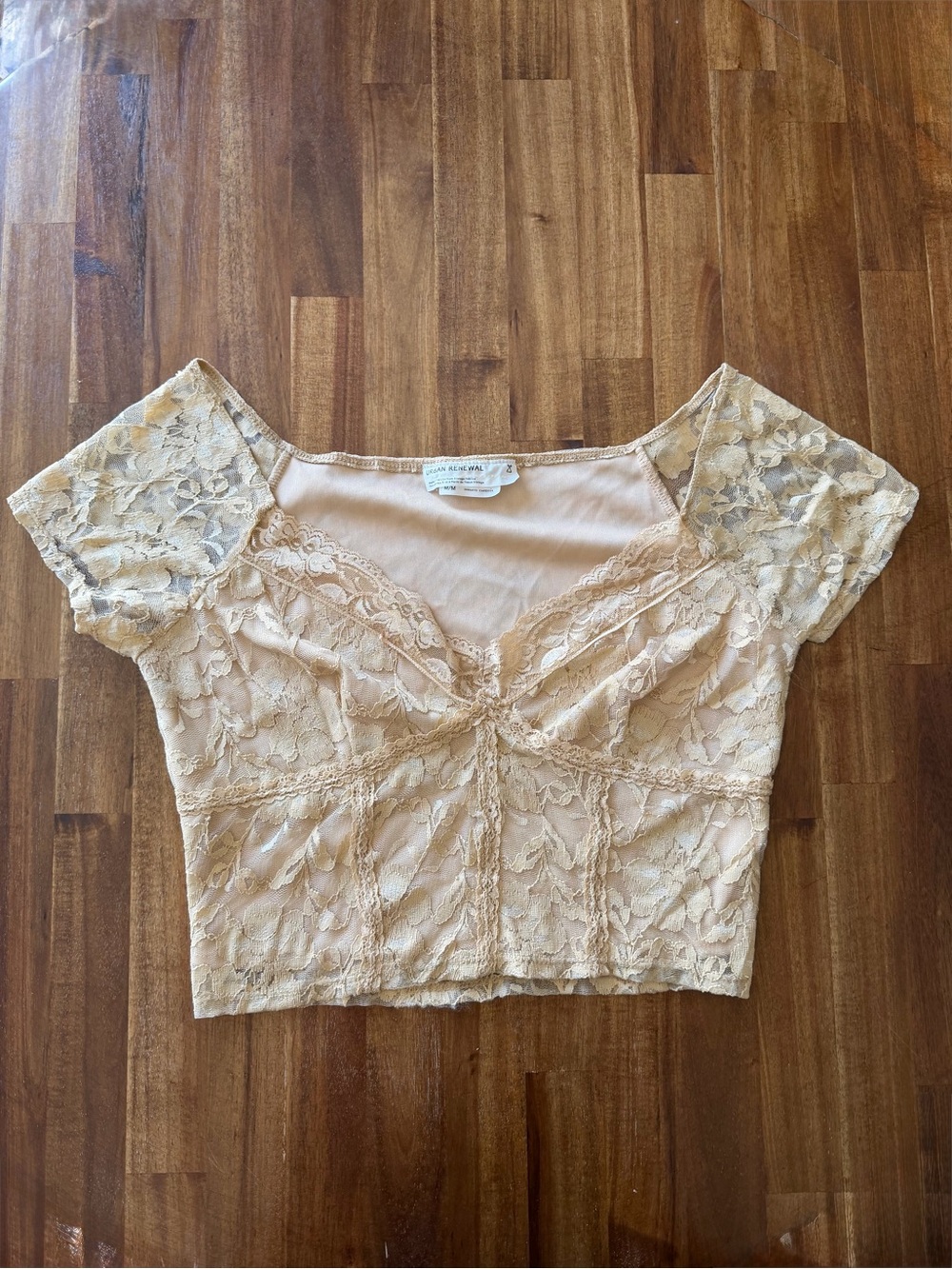 Urban Renewal UO Champagne Lace Crop Top Size M Short Sleeve V-Neck Corset